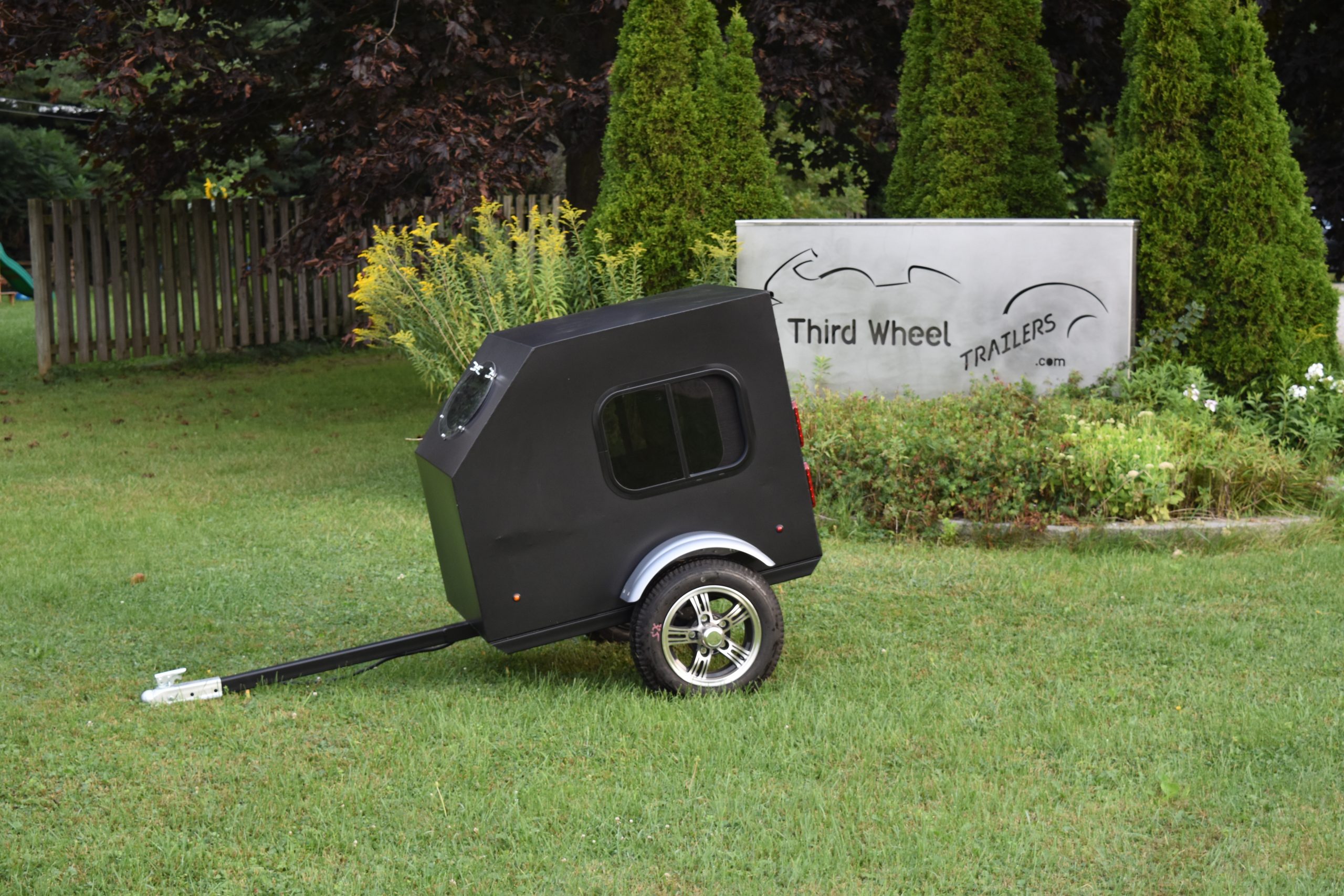 Dog shop carrier trailer